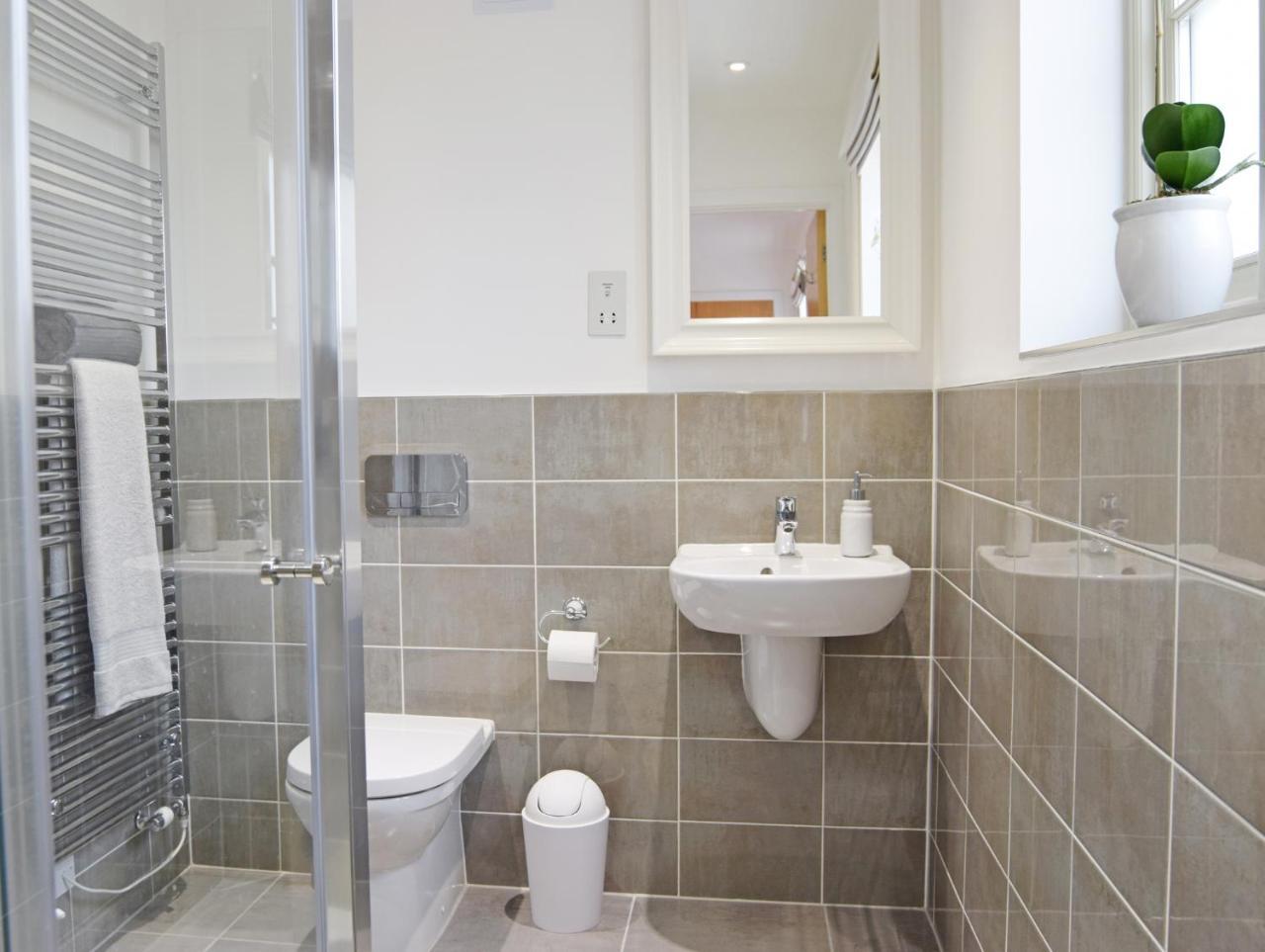 Hawthorn Villa Cheltenham Buitenkant foto